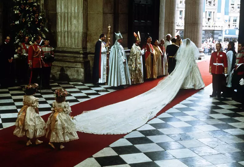 HRH PRINCESS DIANA - HRH Princess of Wales