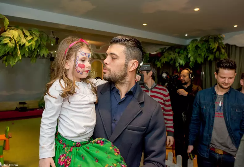 Petrecerea aniversară a Maria Isabelei, fiica Oanei Roman si a lui Mariu Elisei