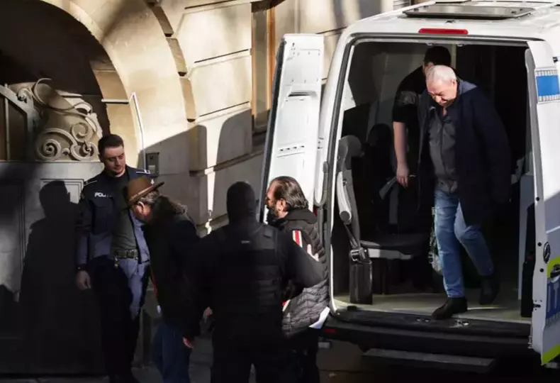 suspecti Comandamentul Vlad Țepeș 8