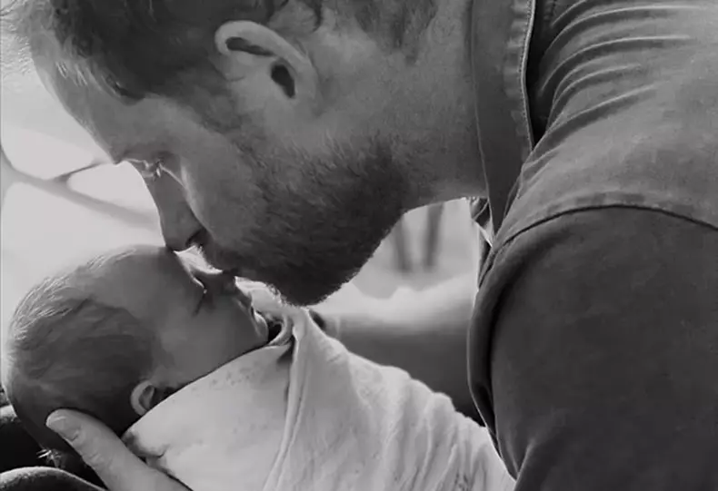 Fotografiile cu Archie și Lilibet pe care prințul Harry și Meghan Markle le-au ținut ascunse până acum. Ce detalii au ieșit la iveală