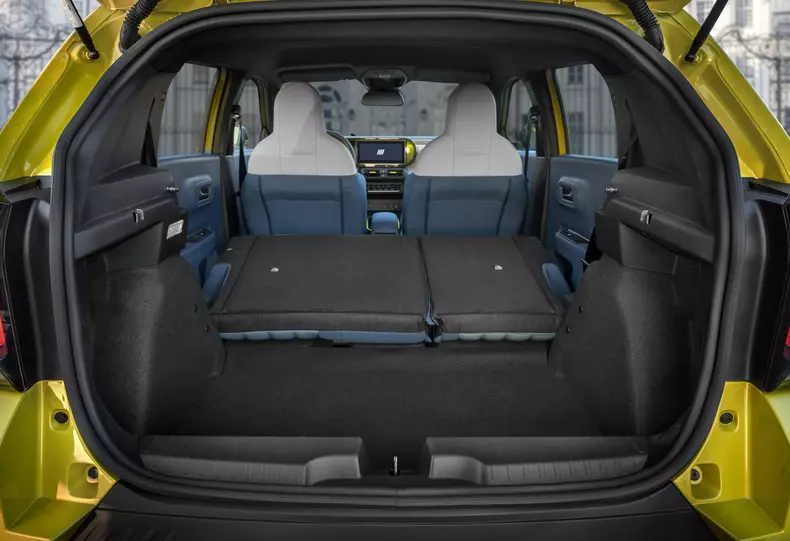 Fiat Grande Panda_interiors (12)
