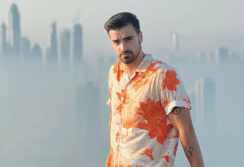 Cu cât îl plătește Liviu Teodorescu pe tatăl lui (2)