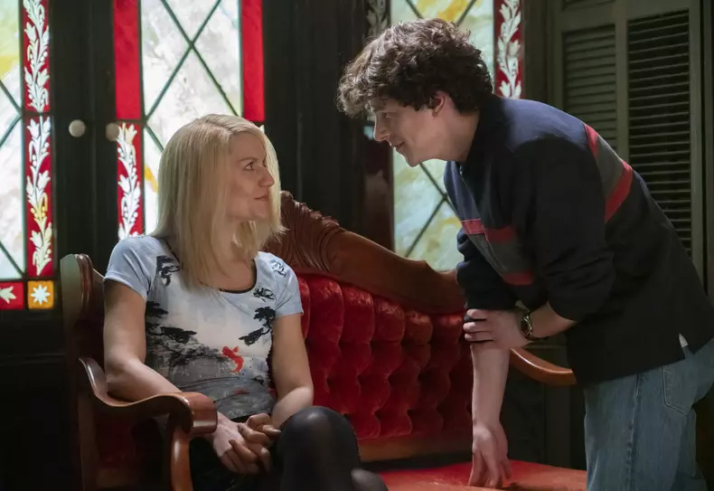 fleishman-are-necazuri-6