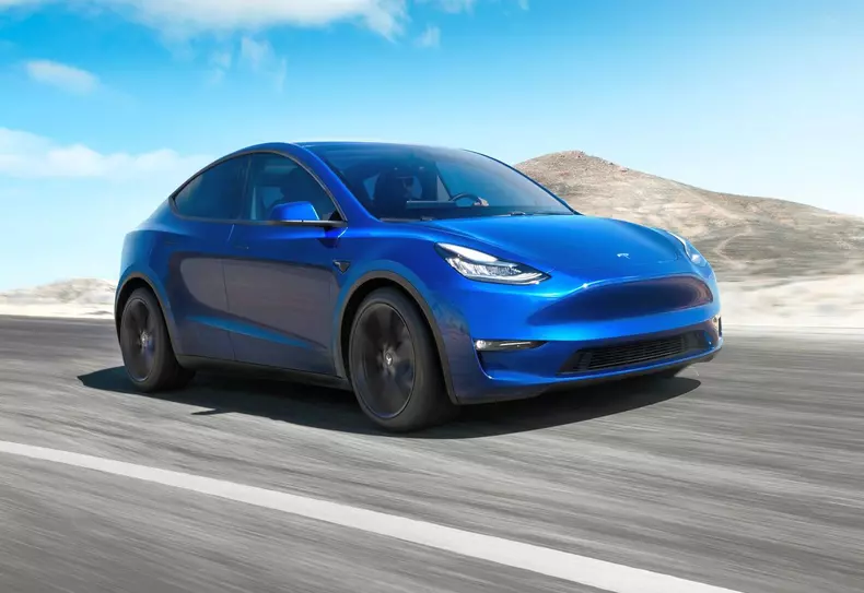 Tesla Model Y oficial 4