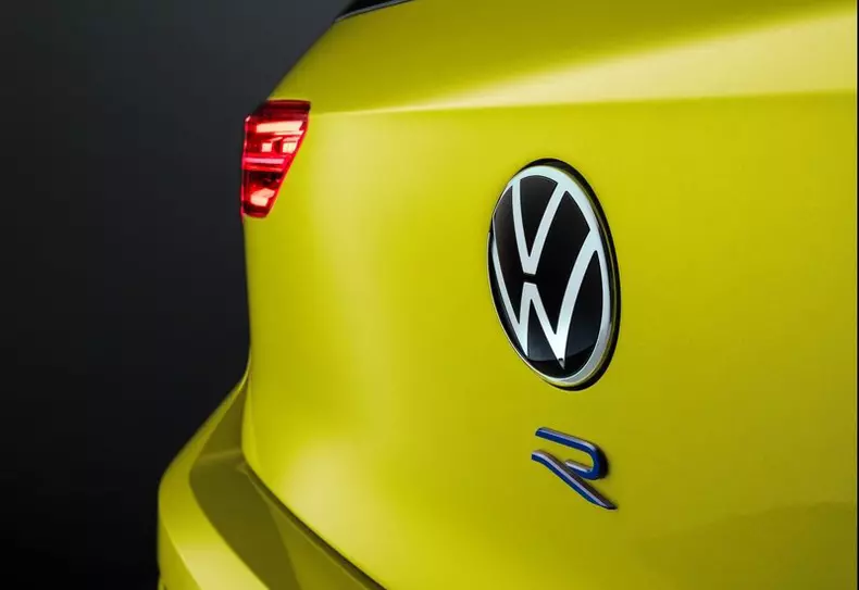 Volkswagen-Golf_R_333_Limited_Edition-2023-1600-0c