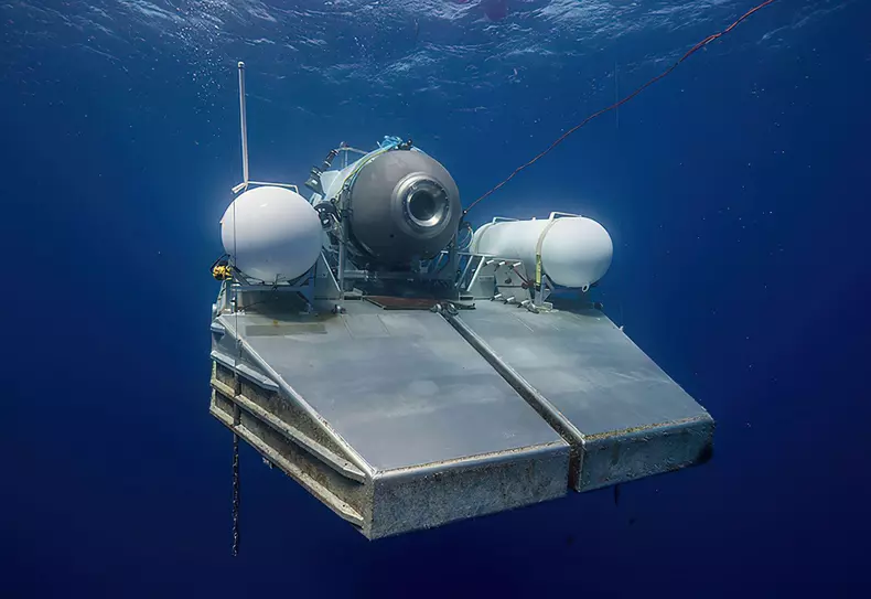 Tourist submarine missing during dive to Titanic shipwreck