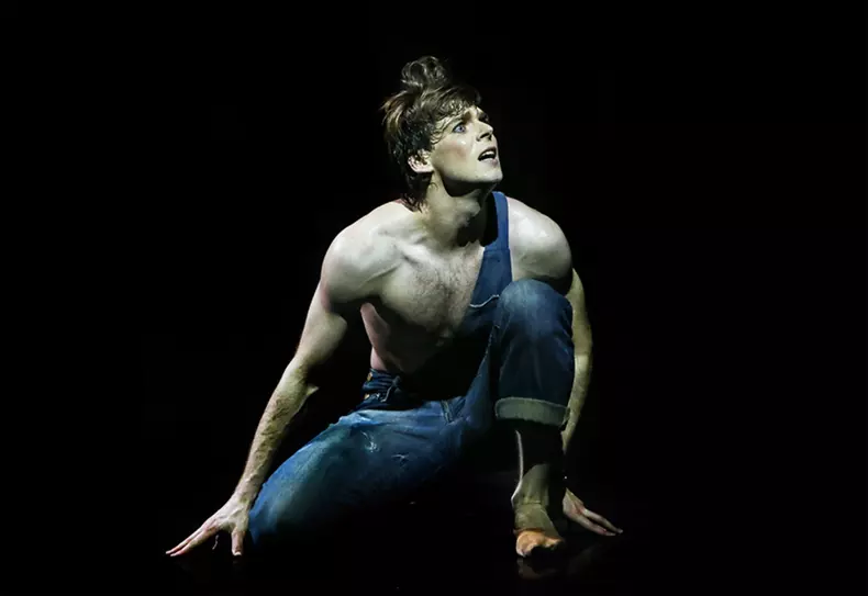 Russian ballet star dies in a balcony fall