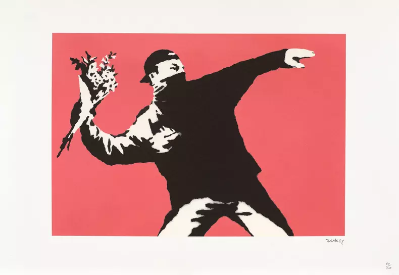 Love is in the air - Banksy