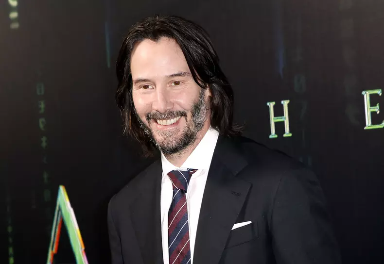 Keanu Reeves și iubita sa, apariție rară pe covorul roșu. De ce au atras toate privirile