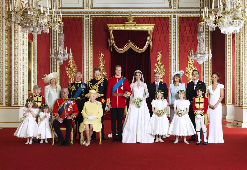 Kate Middleton strălucește cu o tiară veche de 100 de ani