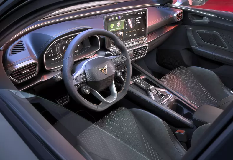 CUPRA_Leon_INT_03