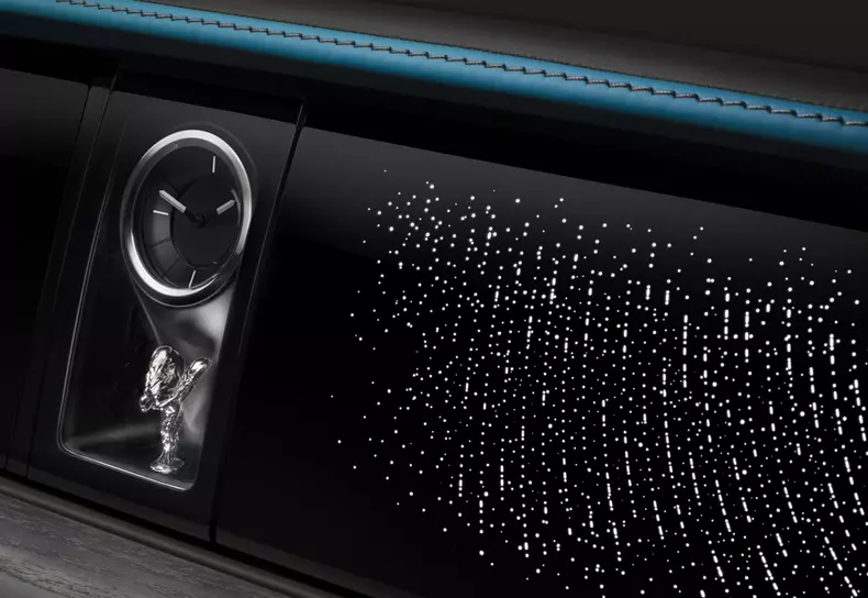 P90572233_highRes_rolls-royce-ghost-se