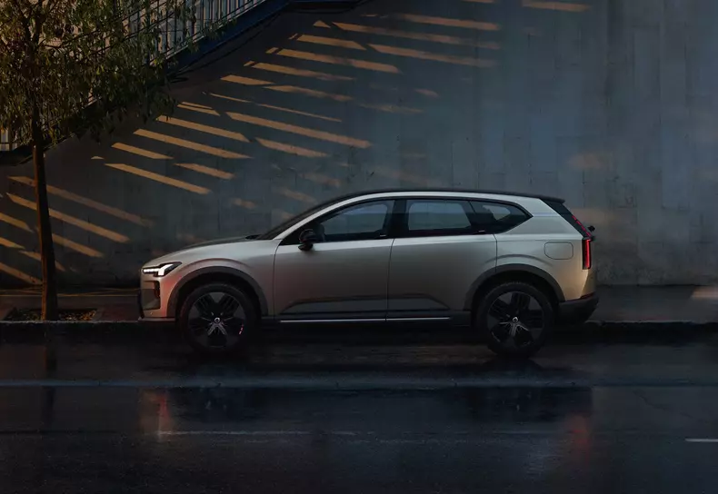 Volvo-EX60_Cross_Country-2027-HD-e85b3b221c1e4aeb87bd10d2bec43065d4a0f8592