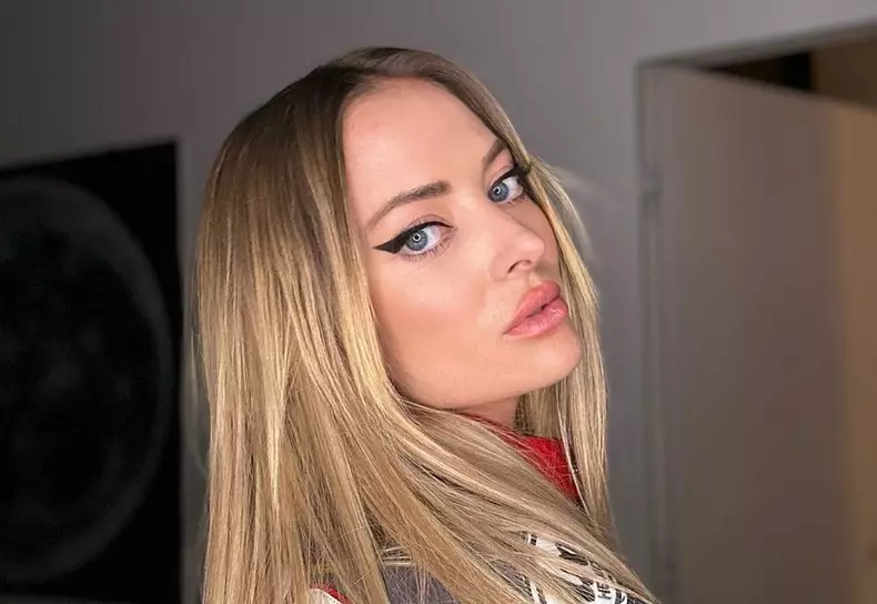 delia-marturisiri-emotionante-despre-afectiunea-care-o-chinuie-de-ani-de-zile-2-e1675411461748