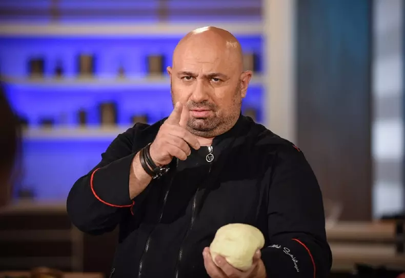 scarlatescu-chefi-la-cutite-antena-1-1
