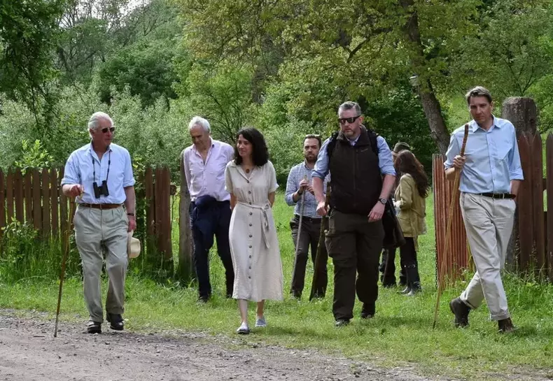 printul-charles-1-1024x706-1