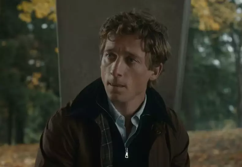 Jeremy-Allen-White-The-Social-Reckoning-X