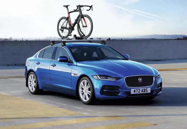 Jaguar XE facelift 031
