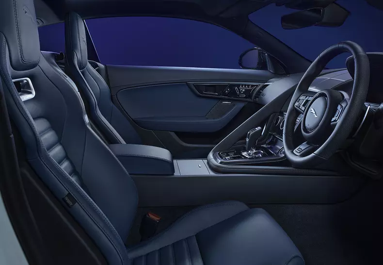 web_Jag_F-TYPE_ZPEdition_05