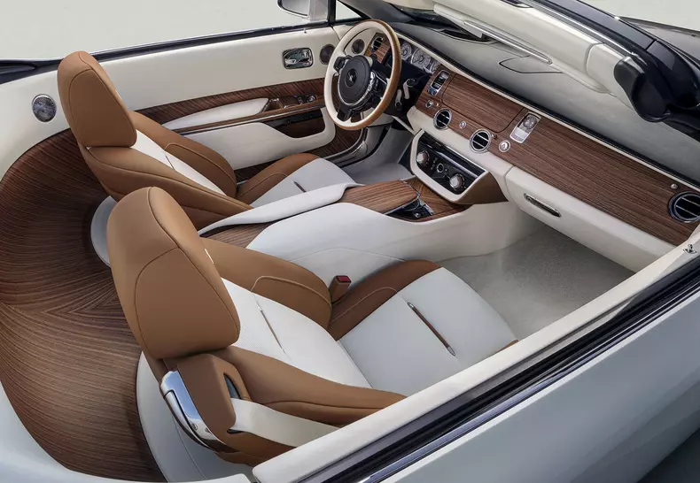 web_P90541190_highRes_rolls-royce-arcadia-