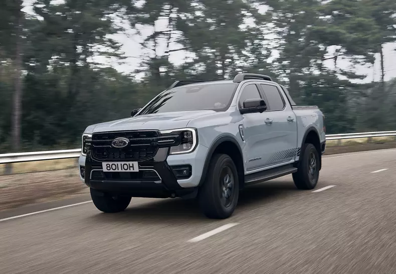 FORD_2024_RANGER_PHEV_06