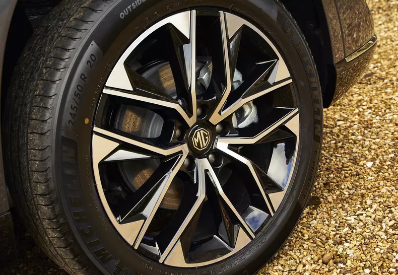 110326_MGS9_Camden_Grey_126