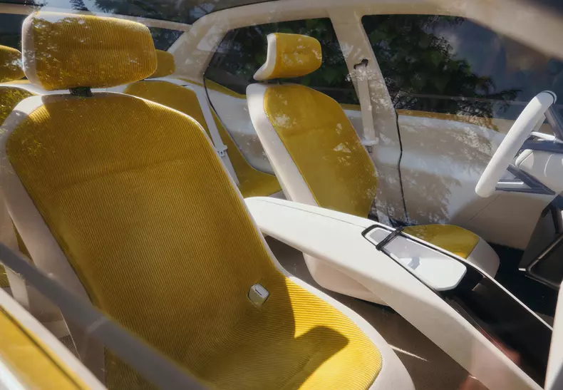 P90519780_highRes_bmw-vision-neue-klas