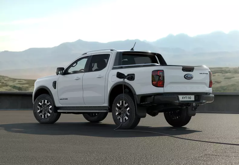 Ford Expands Global Truck Family with First Ever Ranger Plug-in