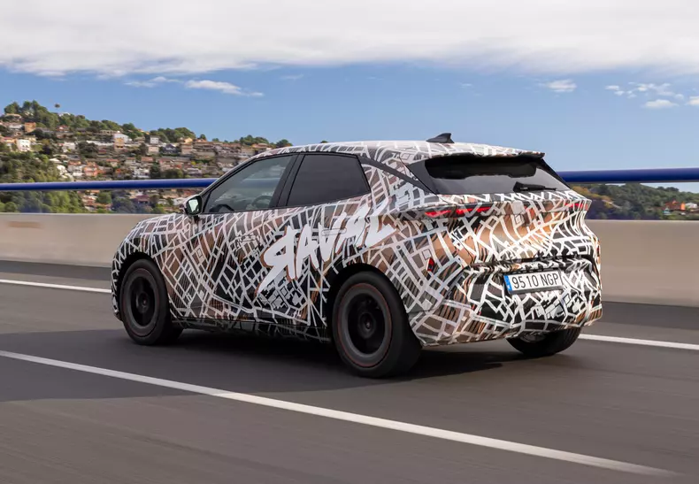 15_CUPRA-reveals-the-true-character-of-its-upcoming-electric-compact-urban-car-the-CUPRA-Raval-in-an-exclusive-pre-series-test-drive_HQ