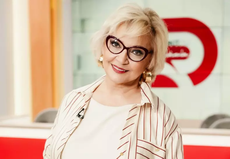 Mihaela-Tatu - In-direct-cu-România