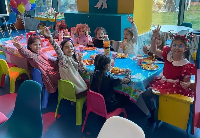 271867474_689852165759019_7751833394824778952_n