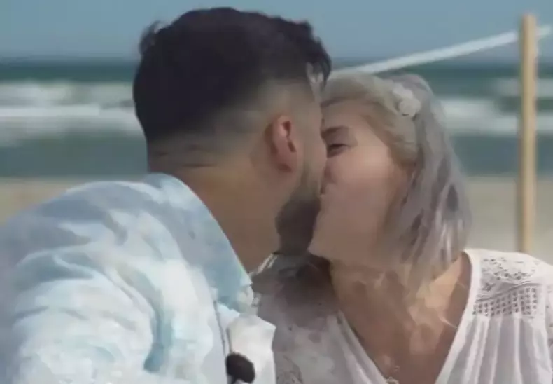 sese-giovana-logodit-2