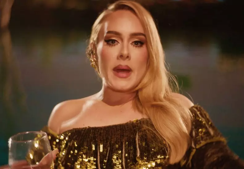 Cum se pronunță, de fapt, numele lui Adele