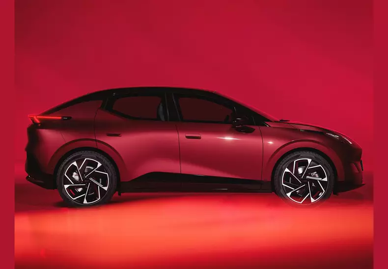 Lynk_Co-02-2025-HD-e8c4bd3f1b7a5f56b272e33c5191b060cb5e2ad8d