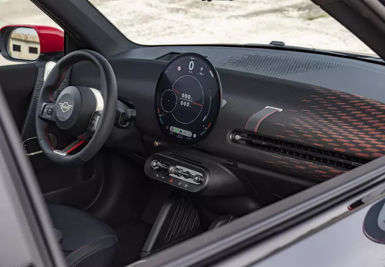 P90571696_highRes_the-mini-john-cooper