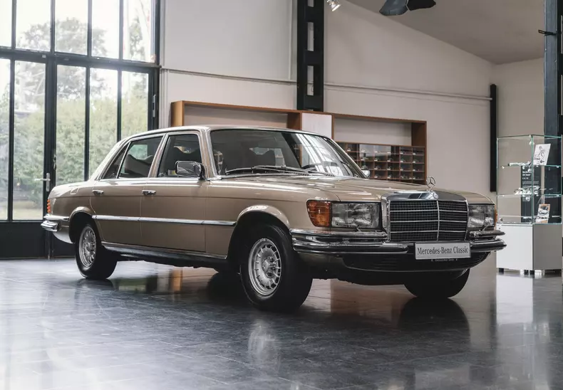 Mercedes-Benz 450 SEL 6.9: „Das beste Automobil“ seiner Zeit feiert 50. Geburtstag

Mercedes-Benz 450 SEL 6.9: “The best car” of its time turns 50
