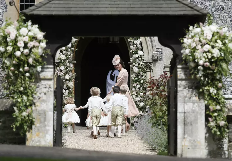 kate middleton la nunta pippei