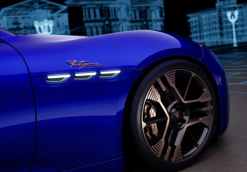 Small-25214-07-maserati-granturismo-110-anniversario-blu-inchiostro