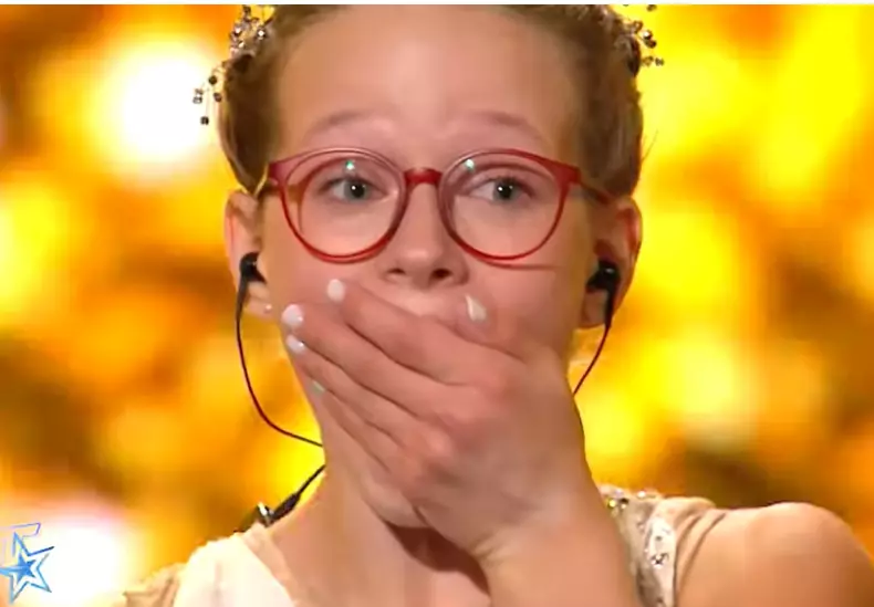 daria-ponomarenko-golden-buzz-romanii-au-talent-2026 (13)