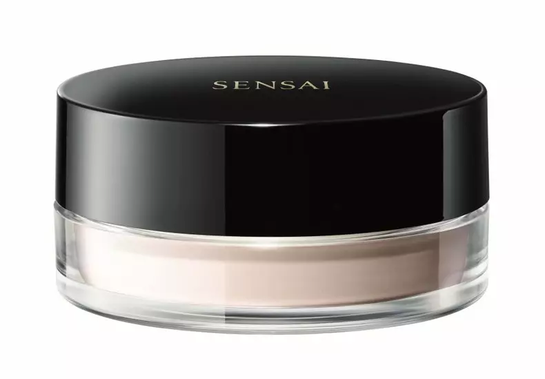 Pudră pulbere translucidă, Sensai, 249 lei