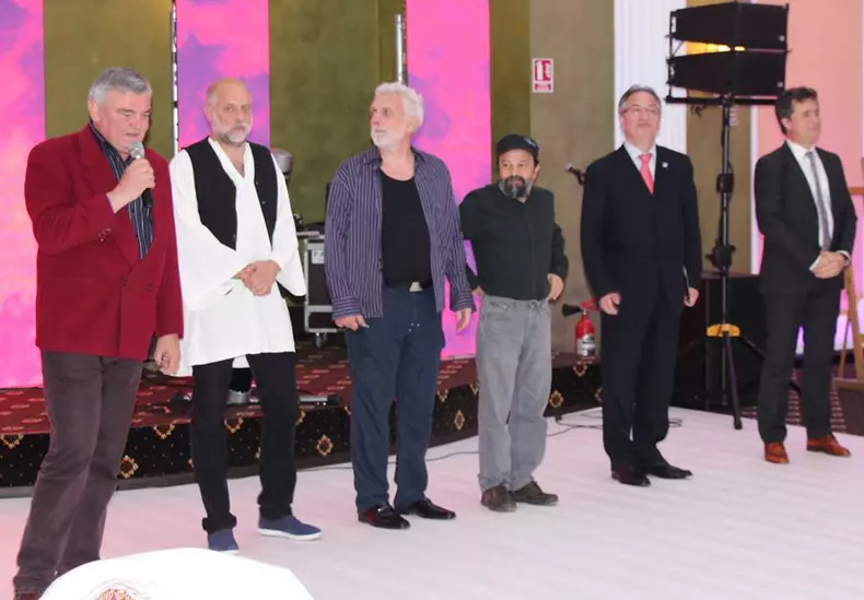 22046560_1308475225947482_1459377142793840337_n