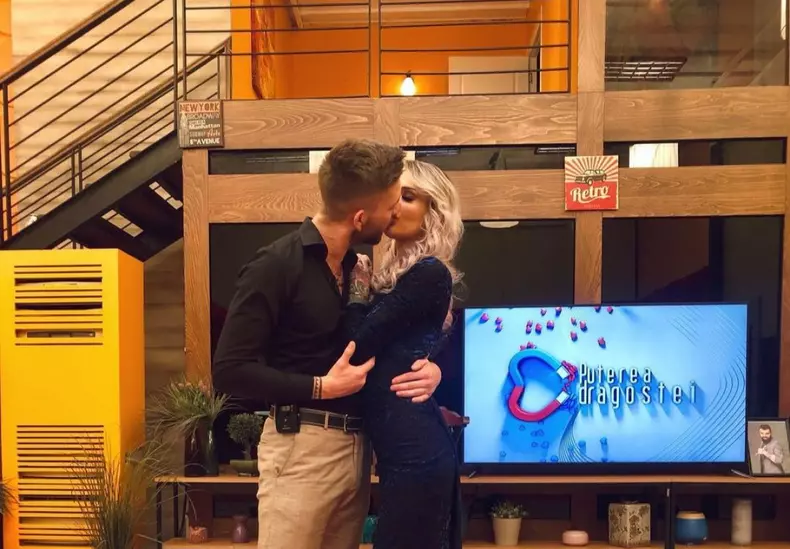 alexandra-si-codrut-despartire-crop-1613469801