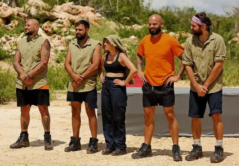 cine-este-concurentul-eliminat-de-la-sunt-celebru-scoate-ma-aici-17-noiembrie-2022-5