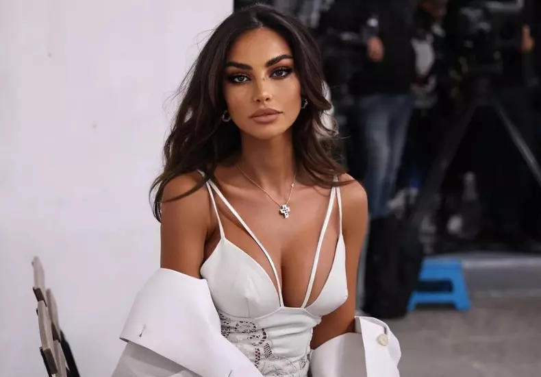 Mădălina Ghenea