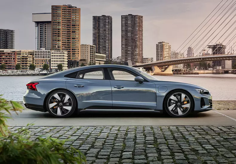 Audi e-tron GT quattro