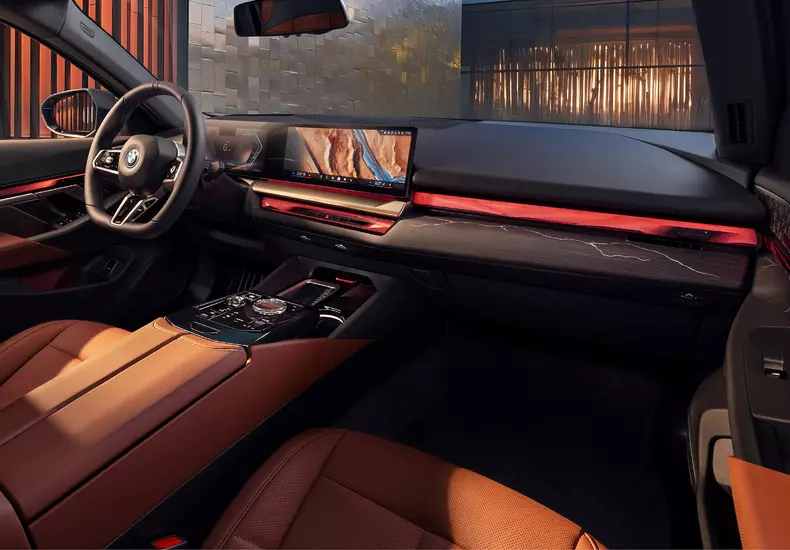 THE 5 Progressive layout2