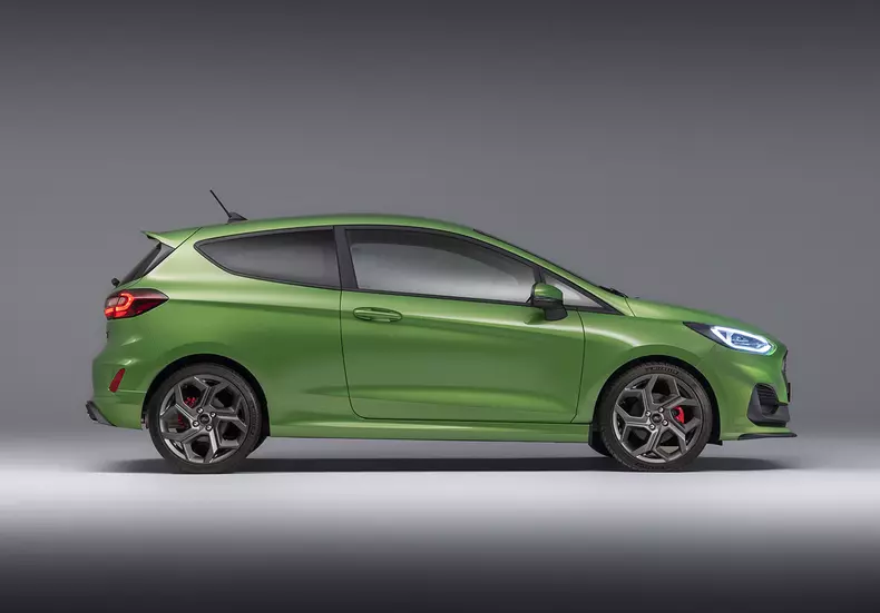 2021_FORD_FIESTA_STUDIO_ST_08