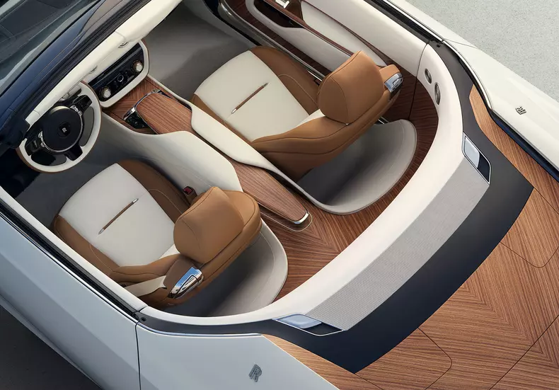 web_P90541184_highRes_rolls-royce-arcadia-