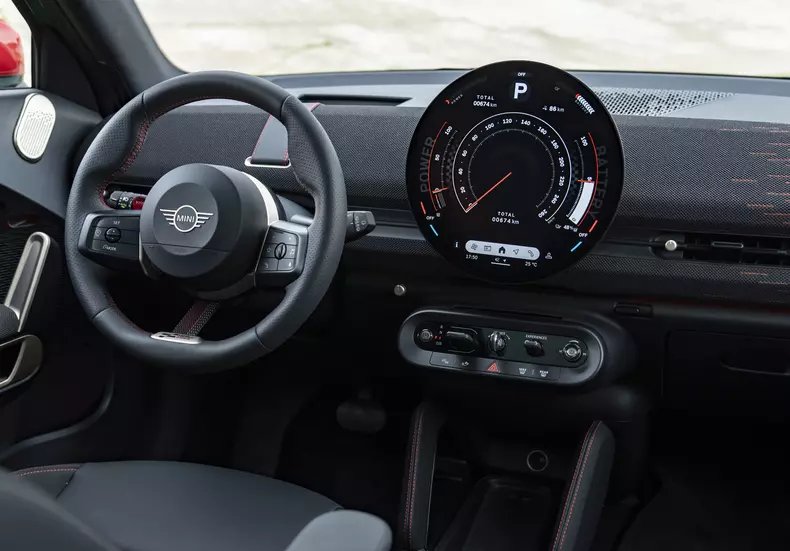 P90567382_highRes_the-mini-john-cooper