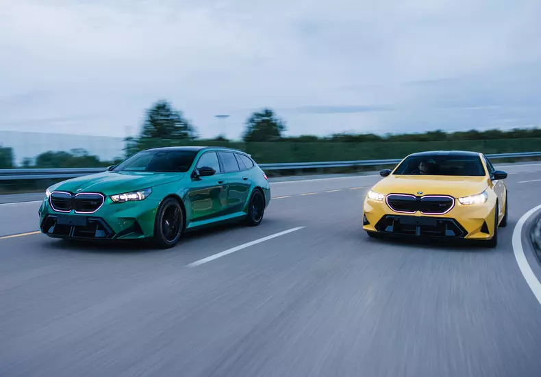 P90577567_highRes_the-new-bmw-m5-touri